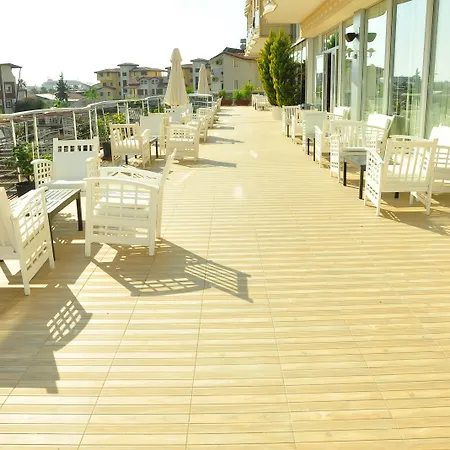 Hotel Kum 5*
