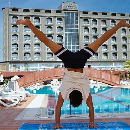 Kum Hotel