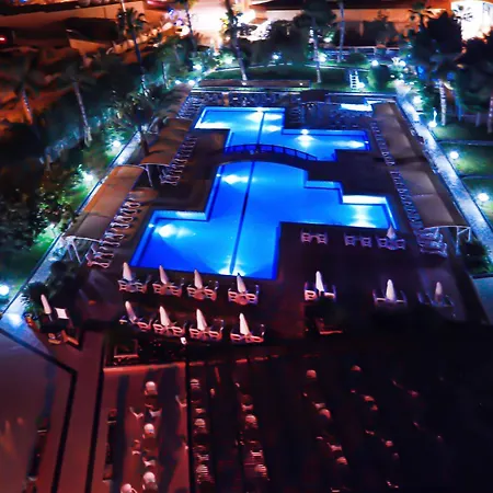 Kum Hotel 5*