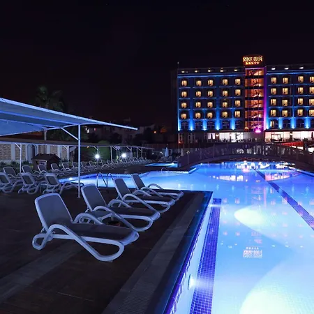 Kum Hotel Side
