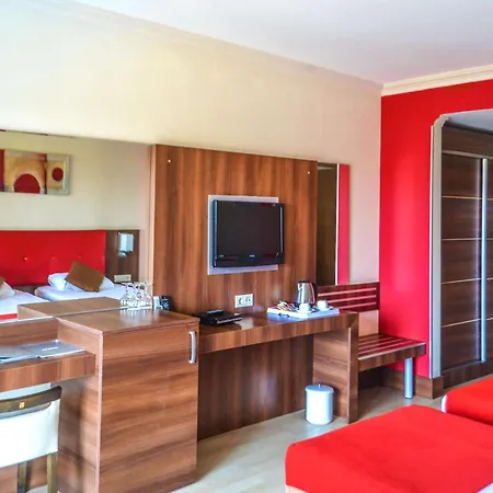Kum Hotel